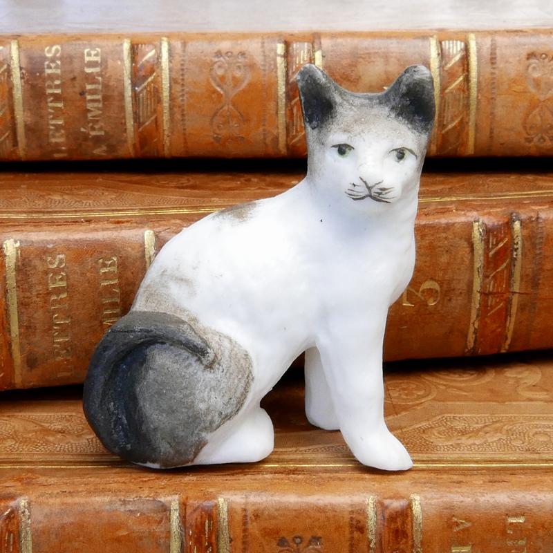Antique Bisque doll 　Cat C Hertwig社 Antique Bisque doll Cat C Hertwig社