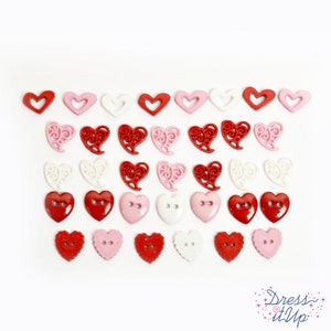 QUEEN OF HEARTS Buttons