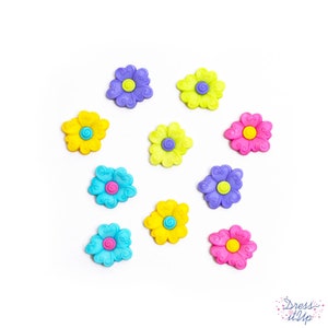 SWIRL CENTER FLOWER Buttons
