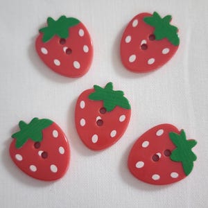 STRAWBERRY BUTTONS