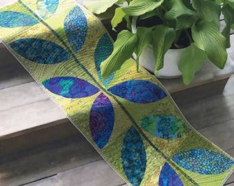 NEW LEAF Table Runner Pattern - Cut Loose Press