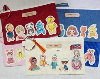 Handmade zipper pouch made by Jibbie Studio, pencil bag, cosmetic bag