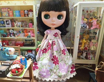 Dress for Neo Blythe /Licca gen 4 th /Skipper /Momoko