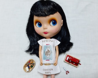Sewing lover dress for Blythe, Licca, Skipper, Susie sad eyes