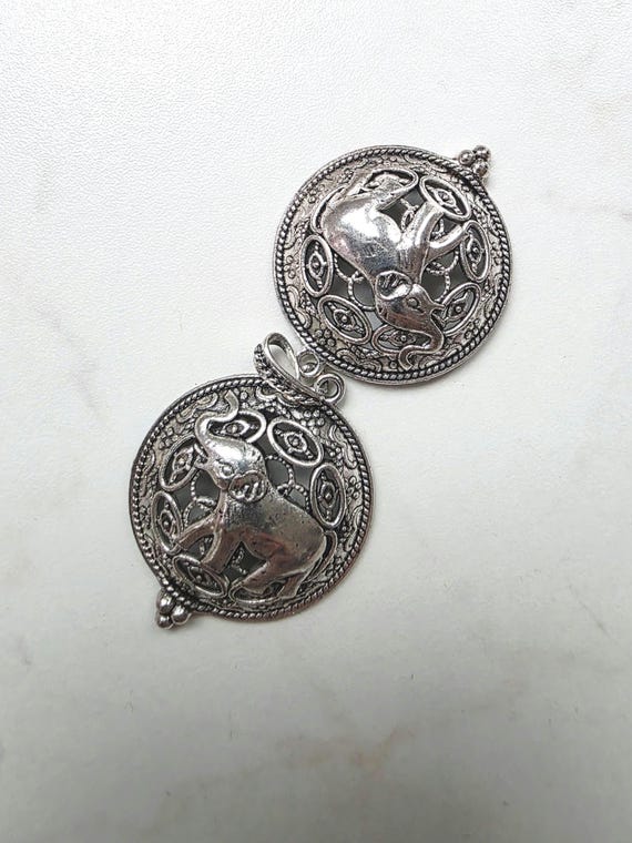 Vintage Elephant Diffuser Pendant - image 3