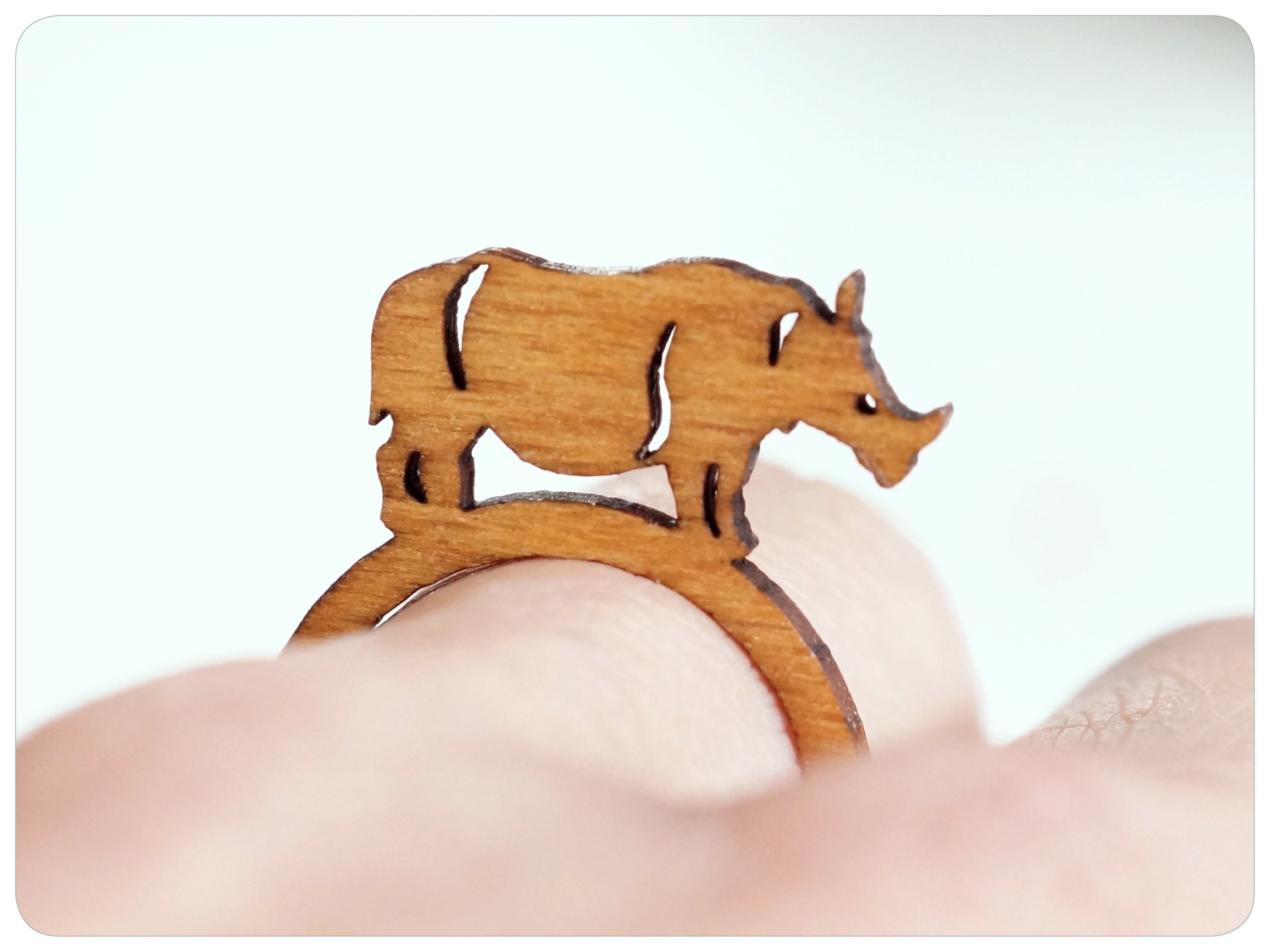 Nashorn Ring der Nashorn-Holzring erinnert Dich daran stark | Etsy