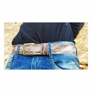 Leather belt beige and black