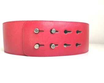 Vintage 80s/90s red leather wide belt - Corset design with double screw buckle - Made in Italy by Vannini - size 75/30