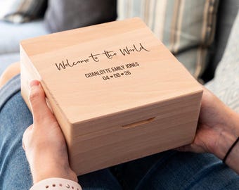 New Baby Gift - Personalised New Baby Keepsake Box - Newborn Memory Box - Welcome To The World Gift - Square Keepsake Box - LC1157