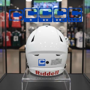 Décalcomanie pour casque de football style C bleu royal Captain Patch Jersey - Parfait pour les casques de football pleine taille, adultes et jeunes - STYLE PICK STAR