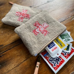 First Aid Pouch using Vintage Homespun European Linen (medium)