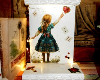 Decoración Escenario Iluminado Miniaturas/Souvenirs Tarjetas de Escenario Mágico Casa de Muñecas Alicia Hecho a Mano Mágico Cuento de Hadas País de las Maravillas Puerta de Gnomo de Cuento de Hadas