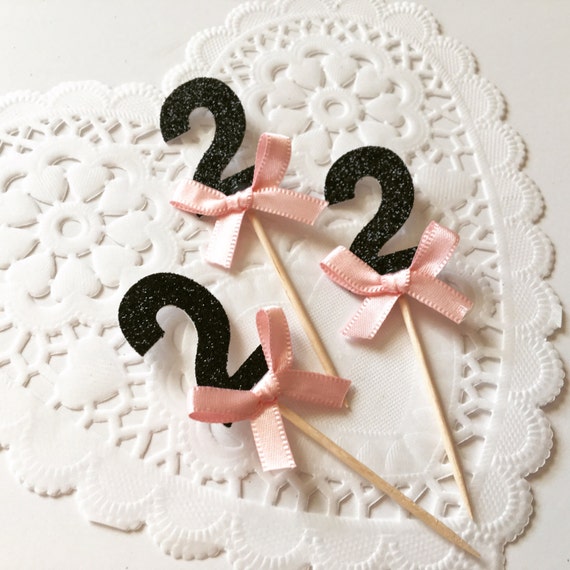 2 Cupcake Toppers, Second Birthday Cupcake Toppers, "Two"ddles Cupcake Toppers, Minnie Mouse Themed Party Toppers, Black and Pink Toppers Il_570xn