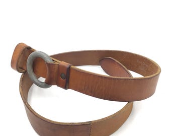 Vintage Fife and Drum by Paris imported Leather Belt Large round metal buckle 32 cowhide western, boho, 70’s belt