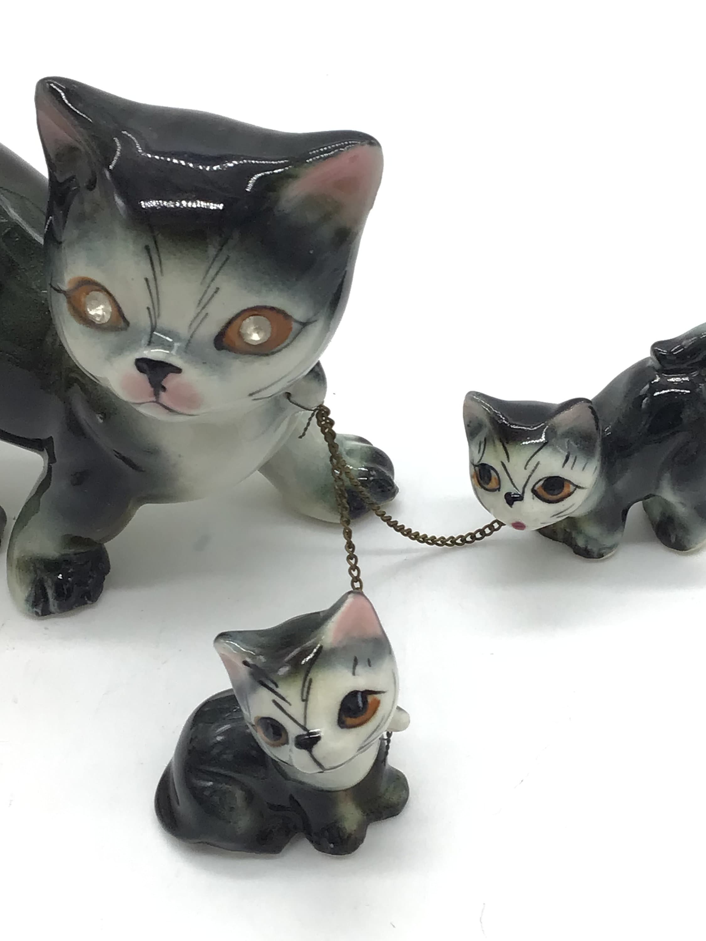 Cat and Kittens 50's MCM Figurines With Chain Rhinestones