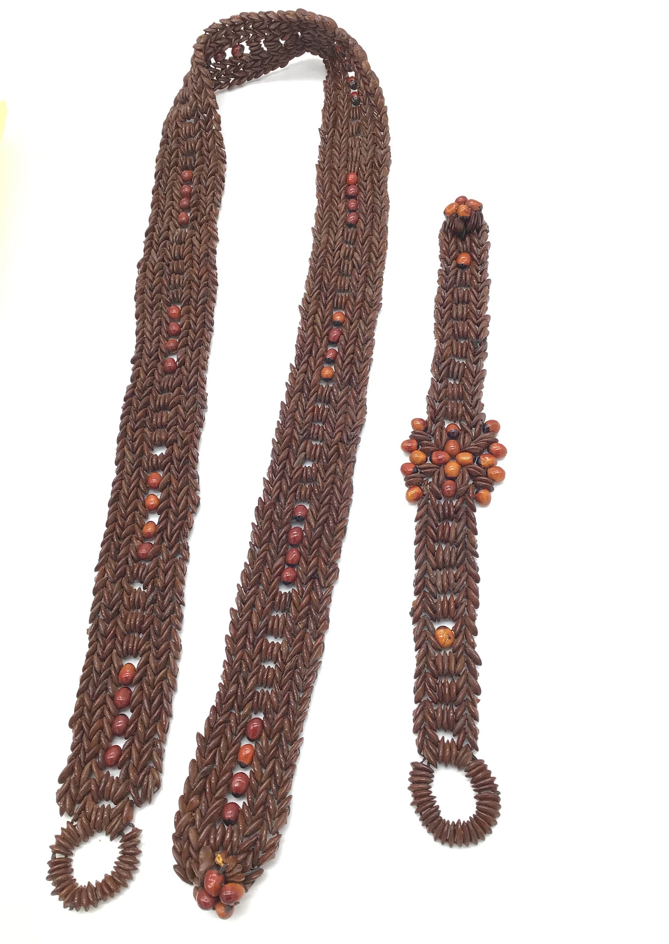 Gorgeous Vintage Hawaiian coerced seed and Wood belt Vintage Hawaiian Coerced Seed and Wood Being Belt and  main image 4