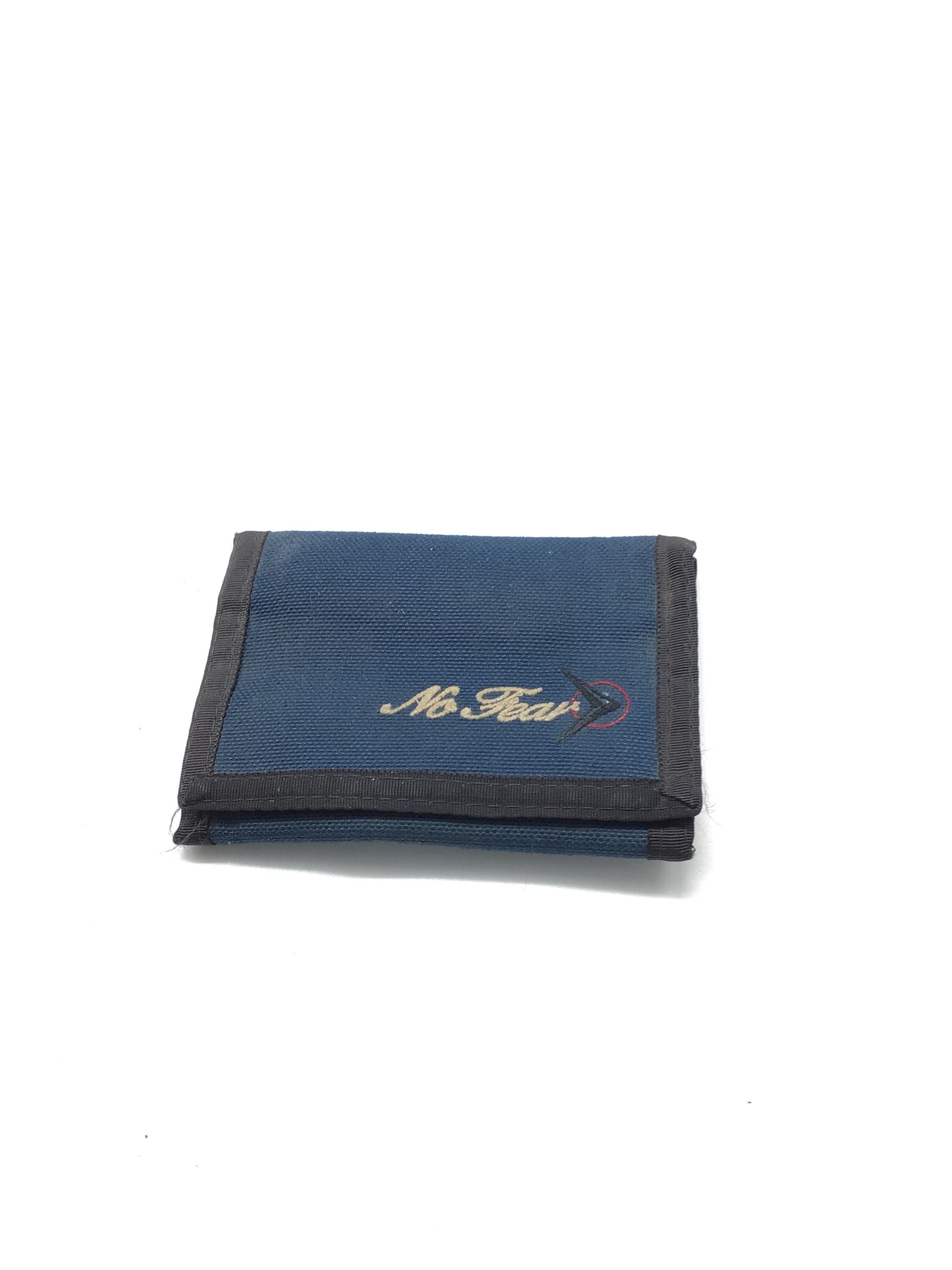 L.A.M.B. by Gwen Stefani Metallic Zipper Cloth Wallet NWOT
