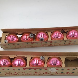 Brite brilhante feito nos EUA enfeites de vidro de Natal vermelho laranja lindo cor grande 1960's Fanci Pak caixa