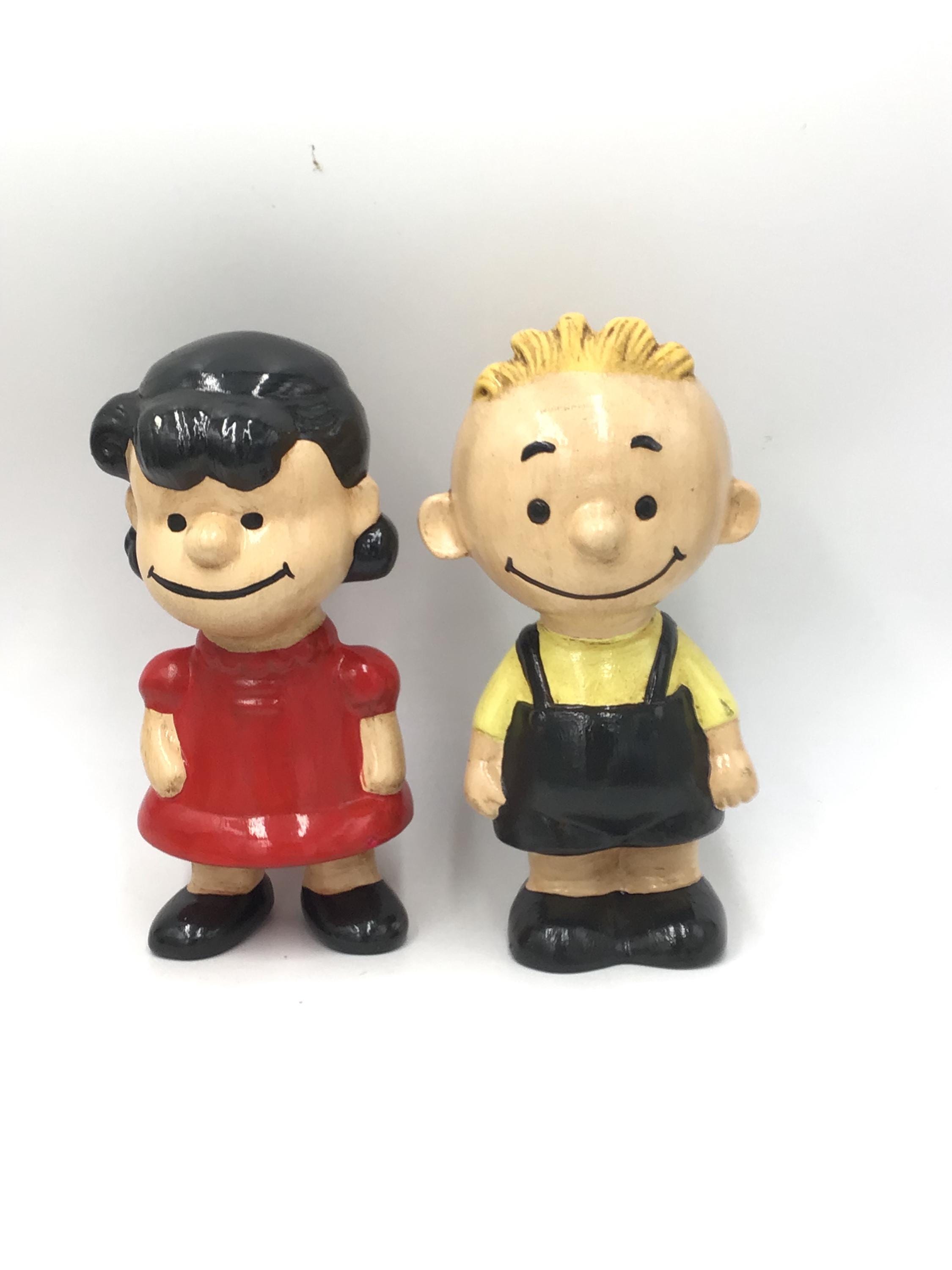 Peanuts Charlie Brown and Lucy Ceramic 9” Figurines Vintage 1960's