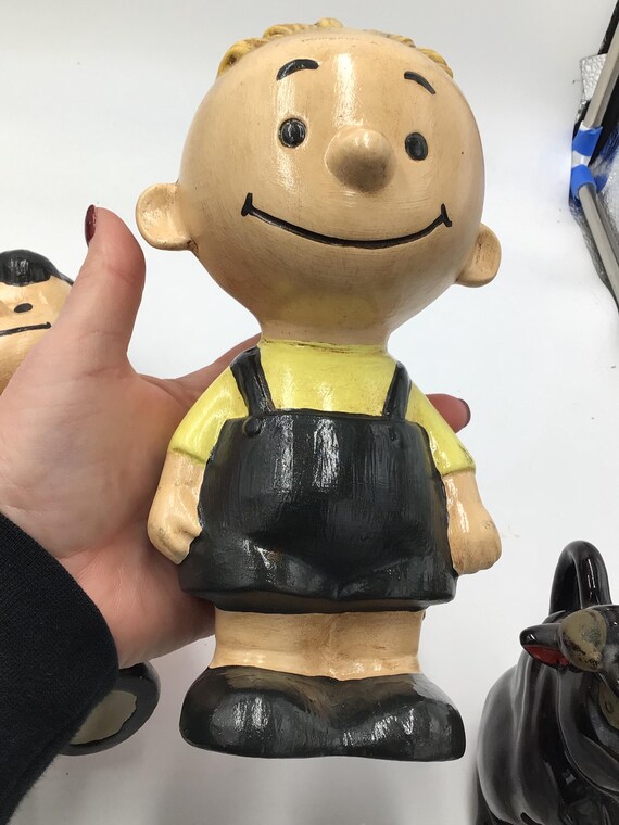 Peanuts Charlie Brown and Lucy Ceramic 9” Figurines Vintage 1960's