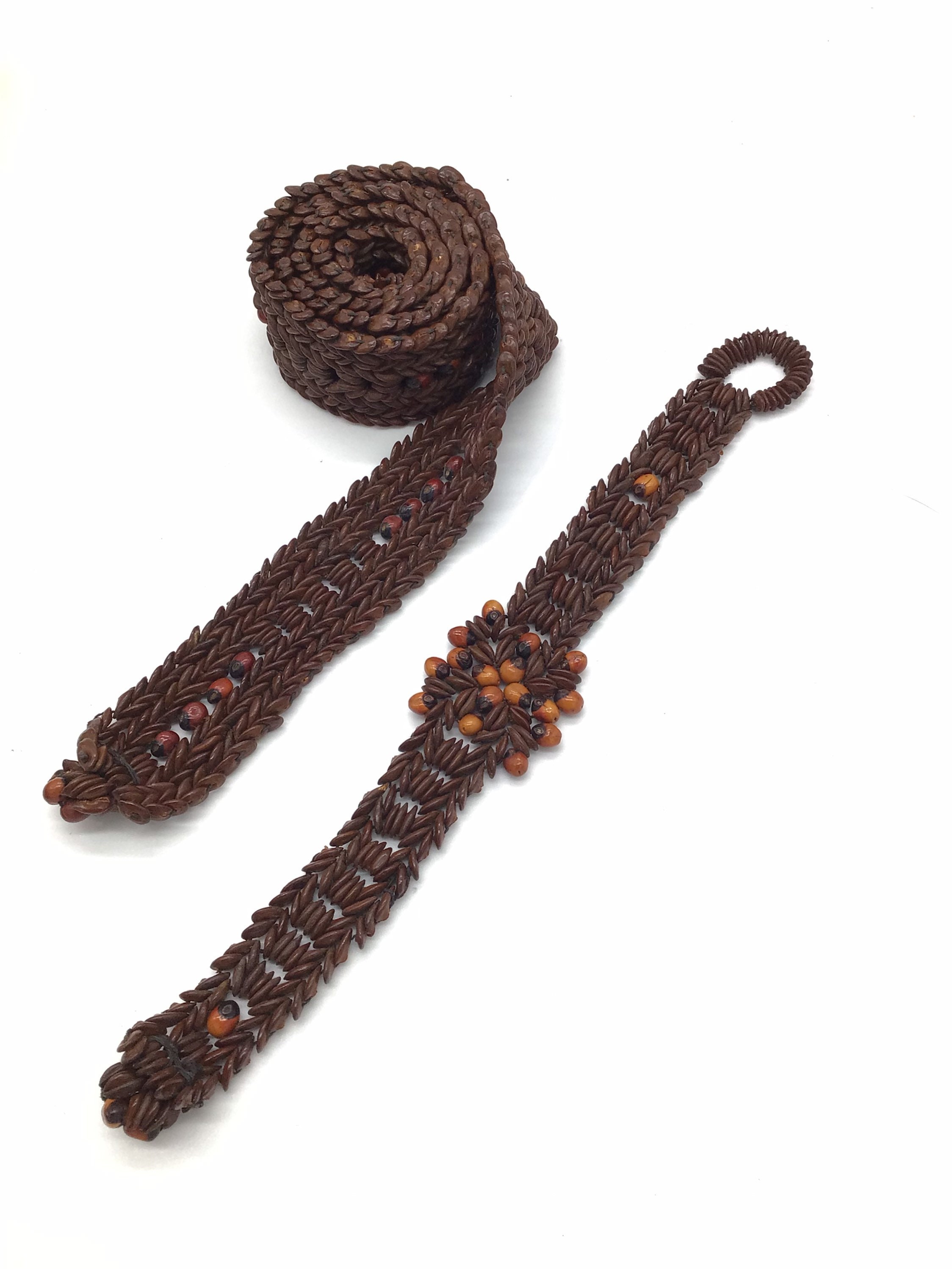 Vintage Hawaiian Coerced Seed and Wood Being Belt and  display picture 1