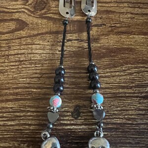 silver hair clips with beads and skull charms. 画像 1