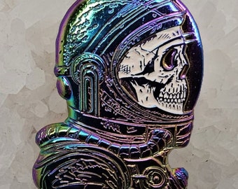 Space Man Hat Pin Skull
