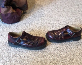 dr martens mary janes size 7