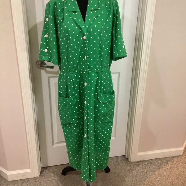 Vintage 60s 70s Ilse M Neiman Marcus green polka dot button down front dress with mod buttons size 14-16