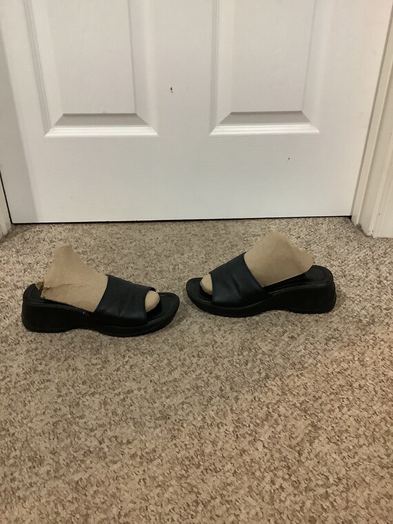 black sandals 90s
