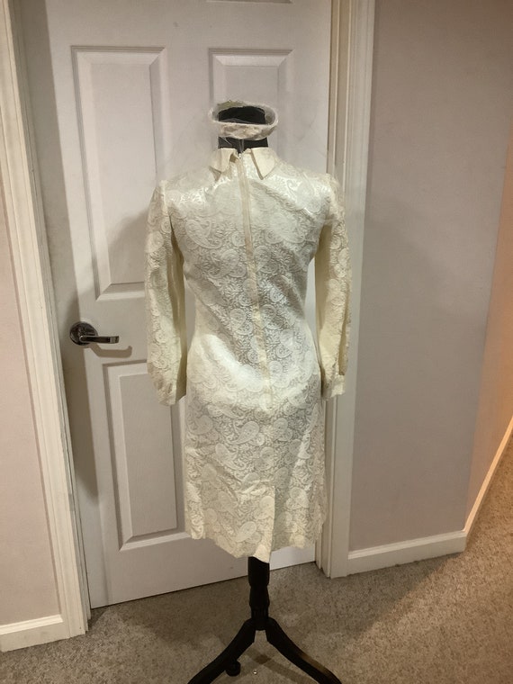 Vintage 1960s cream Mod brocade after wedding dre… - image 4