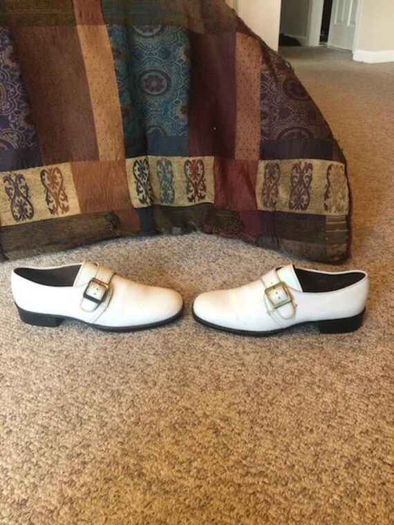 Vintage Thomas Atwood 60's 70's White pebbled leat