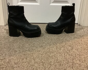90s chunky platform heels