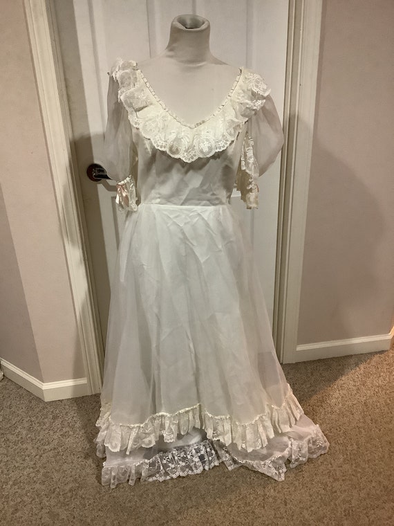 Off the Shoulder Ruffle Wedding Gown | Ruffle wedding dress, Wedding dresses  lace, Pretty wedding dresses