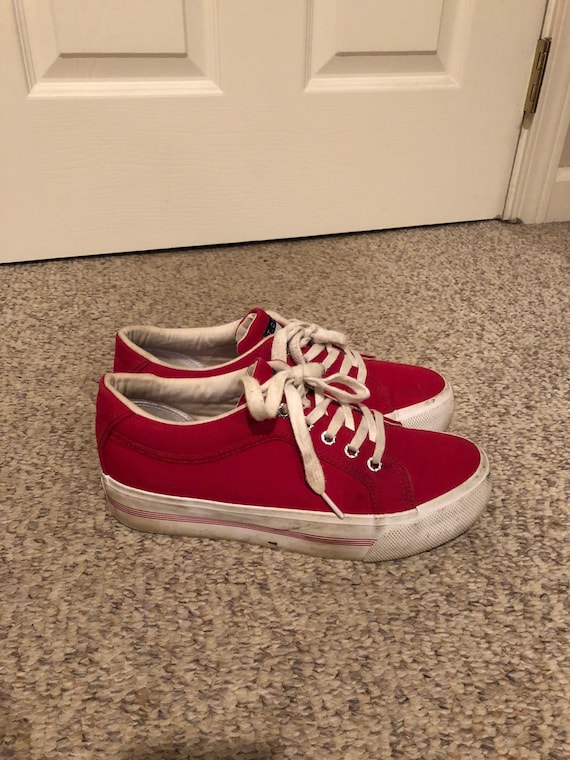 red tommy hilfiger sneakers