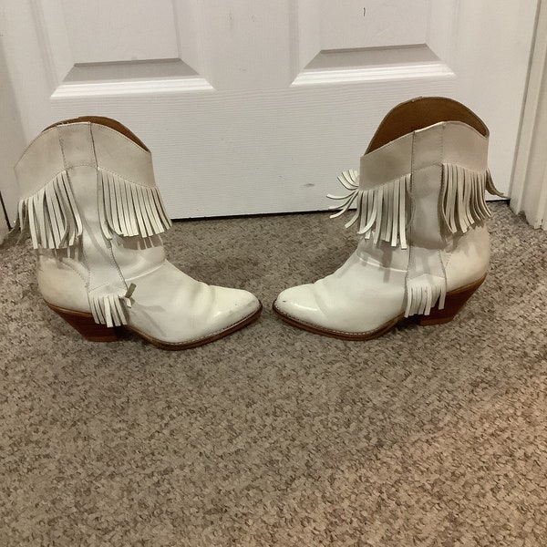 Vintage 80s Tomis white leather Frye like Western short fringe Landis like boots sz 5-6