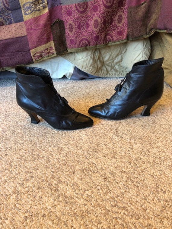 Vintage Nordstrom Town Square Black butter leather