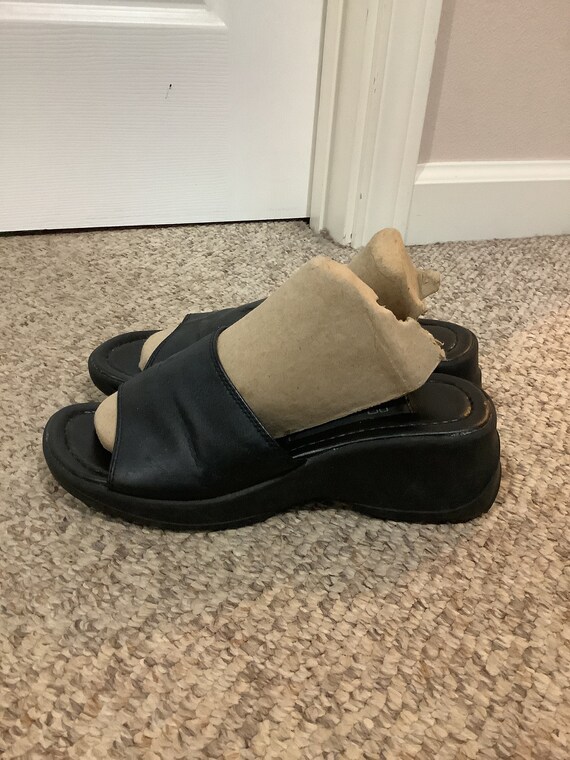 black sandals 90s