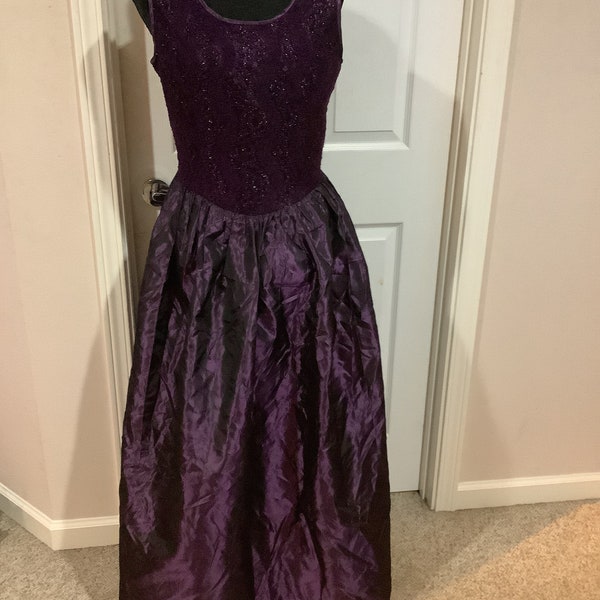 Vintage 90s Y2K Purple Sparkle Princess style Ball Gown Maxi Homecoming Ball room dress sz M