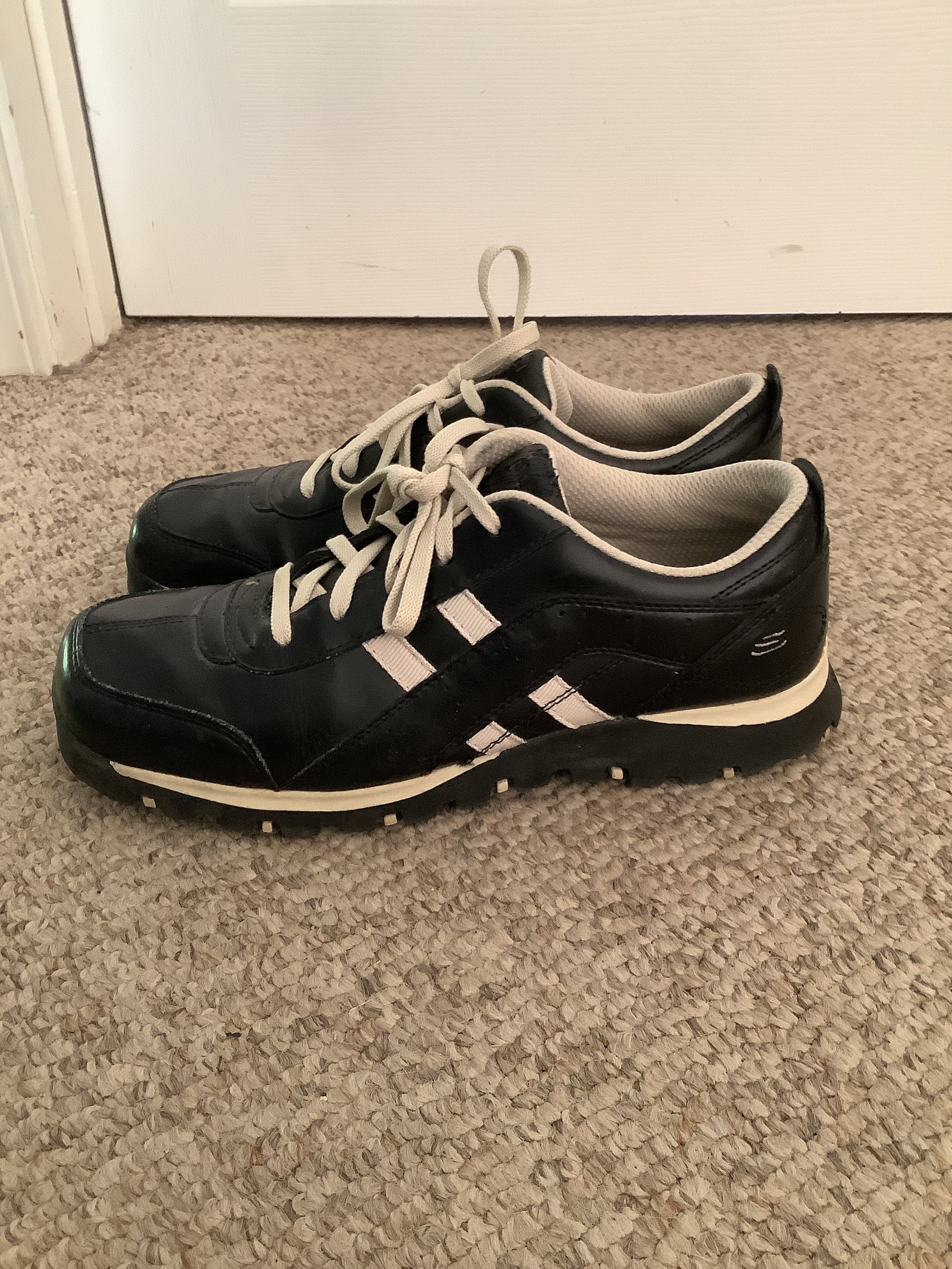 Skechers bowling shoes discount