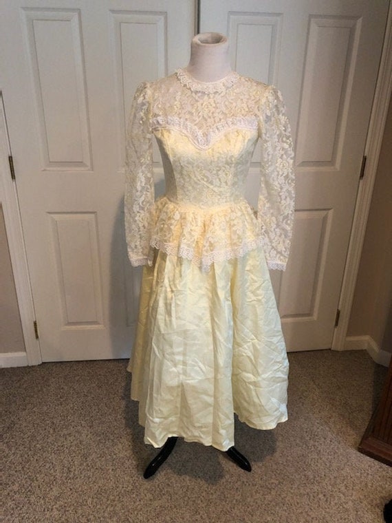 Vintage Gunne Sax Yellow n White Lace & Satin Boho