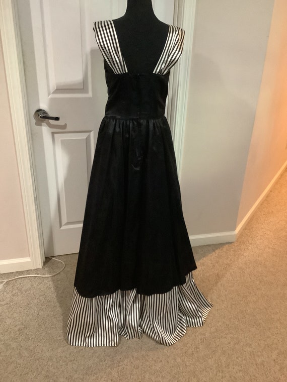 Vintage 80s Gunne Sax black & white princess wais… - image 7