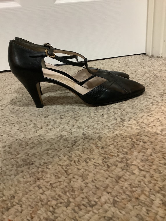 Ferragamo Velvet Mary Jane Shoe — James Rowland Shop