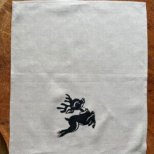 Vintage Reindeer Screen Printed 100% Linen Dinner Napkins, Set of 4, Holiday Decor, Christmas image 4