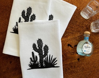 Prickly Pear Cacti  Screen Printed onto 100% Linen Napkins, Set of 4 , Cactus plant, Desert Decor