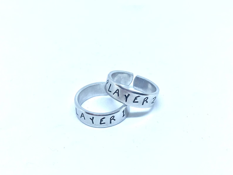 Player 1 Player 2 Ring Set,