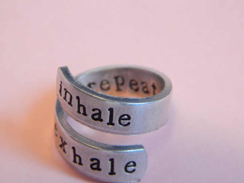 Inhale Exhale Repeat, Wrap Ring Bild 4