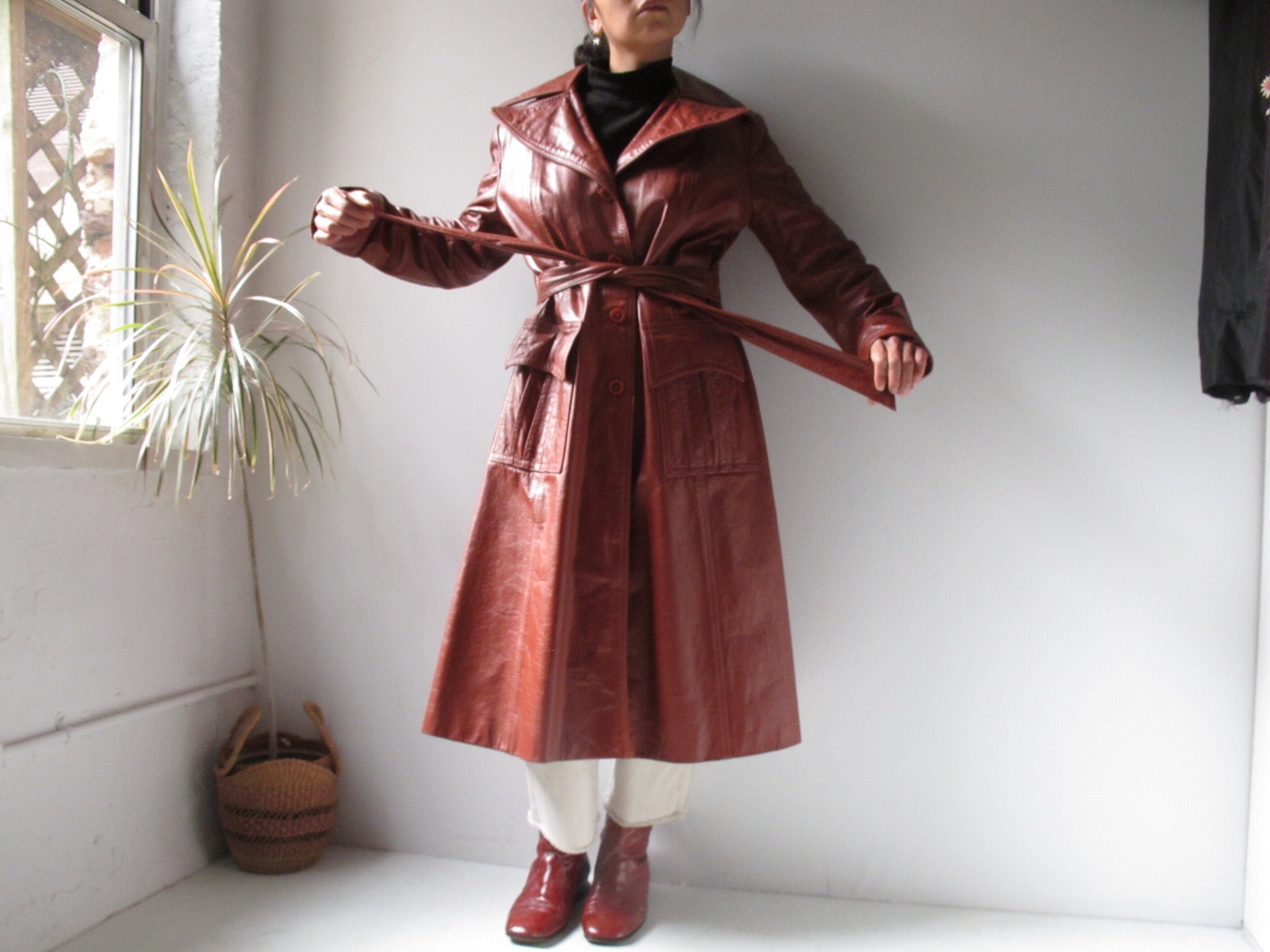 ジャケット・アウター vintage 60s trench coat Lime Green Trench Coat 60s 70s Floral Embroidered Jacket