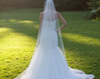 Chapel veil, Cathedral Veil, Raw edge, handcut edge, plain edge, single tier, ivory veil, diamond white veil, bridal veil. Style #156