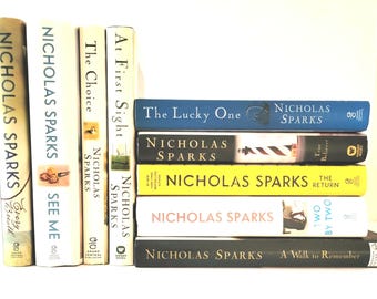 Nicholas Sparks Collection: 9 Books, Very Good Condition (with Dust Jackets) A Walk to Remember.